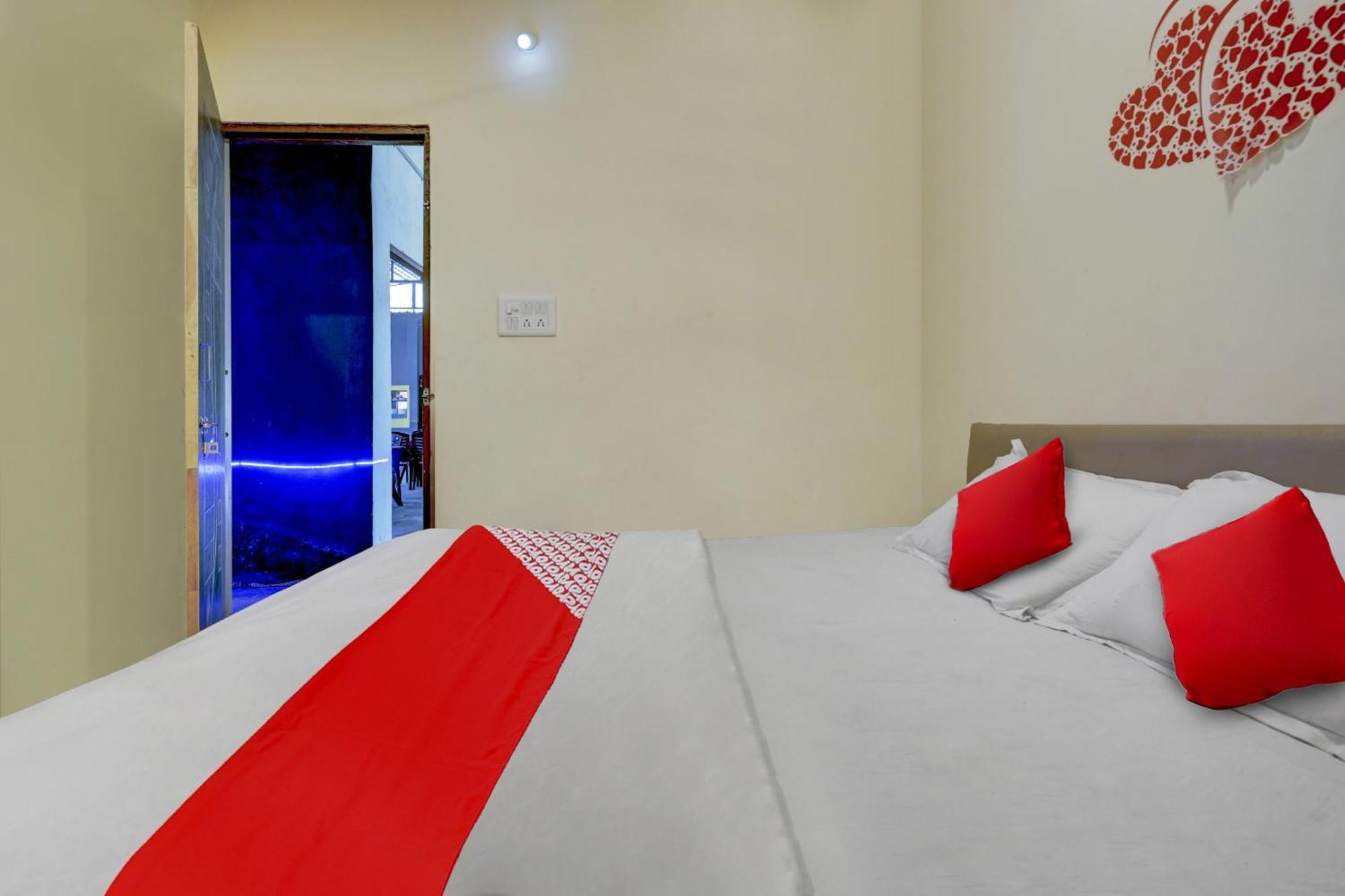 Oyo Flagship The Chirag Resort Bhandāra Extérieur photo